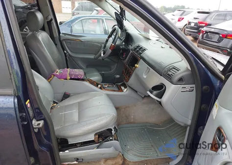 2001 Mercedes-Benz Ml 320 z USA, uszkodzony, nr VIN 4JGAB54E91A271308